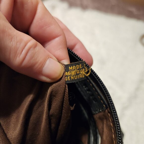 ili Soft Black Leather Purse With Tooled Design and Raw cut Rawhide Flap, Adjust - Picture 5 of 11